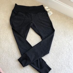 Zella NWT jogger leggings size M